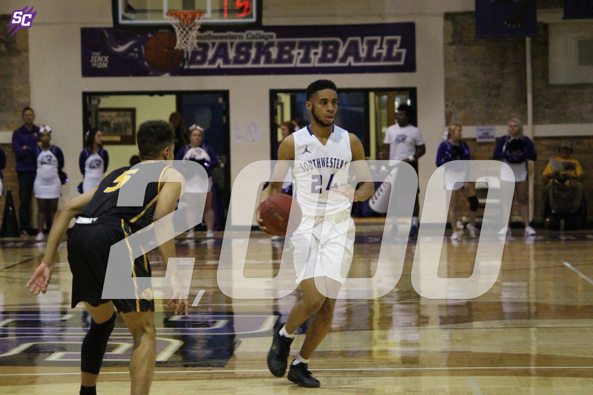 buildersports's tweet photo. TWO. THOUSAND.

Congratulations to @SCMensBall's Cameron Hunt for surpassing 2,000 career points at Southwestern! Hunt is just the second Moundbuilder in program history to reach this mark. https://t.co/EeUKMbiqau