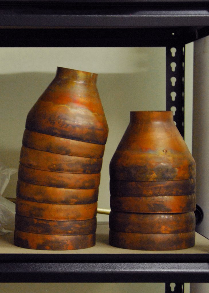 SatelightDesign's tweet image. Copper Flare lampshades stacked up at Satelight Production.  Just need their timber top caps.

#behindthescenes #madetoorder #copper #lampshades #metal #production #lampshade #factory #pendantlight #madeinaustralia #designedinaustralia #satelight #flarelights