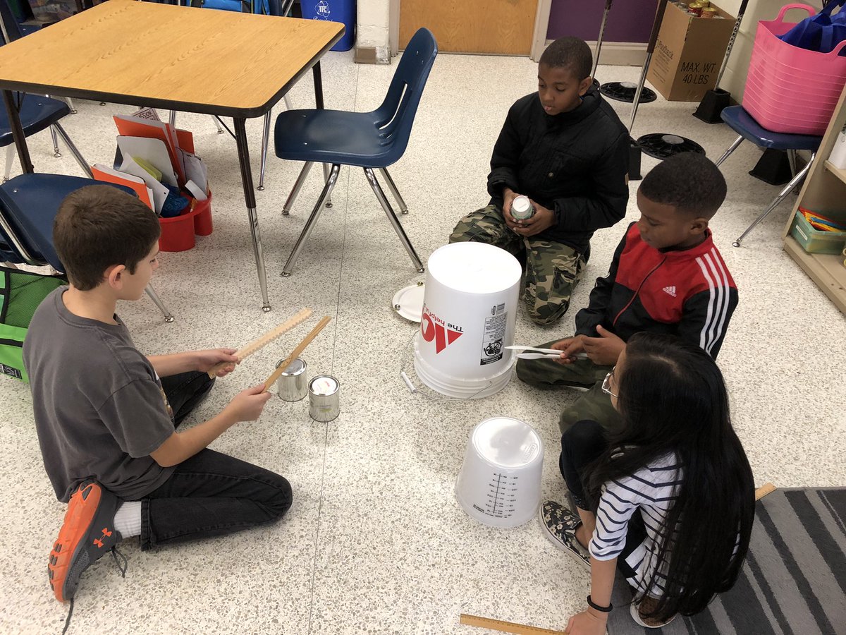 Spreading the passion of drumming today with an Everday Item percussion lesson for #PIRATEDay <a href="/GlenwoodES/">Glenwood Elementary</a>