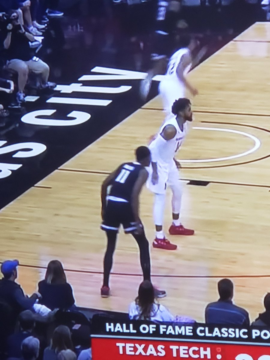 DSPNSJU's tweet photo. .@StJohnsBBall won so now watching the homie @Sneaky_Bounce @TexasTechMBB #OnceAJohnny #AlwaysAJohnny https://t.co/GLj1yBP1Cj