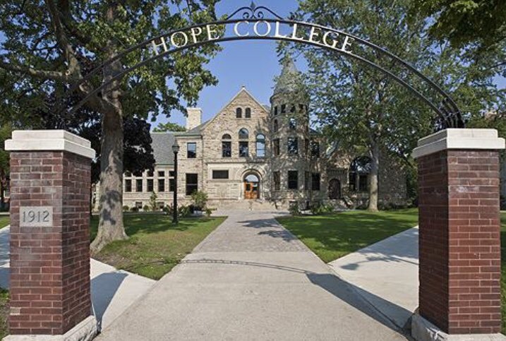 justinbinz_34's tweet photo. Extremely proud to announce my commitment to Hope College to continue my academic and athletic career. Thank you to my family, coaches, and teammates for helping me get to where I am today. #GoHope🔶🔷@MundyBaseball @GoMHS_Athletics @NKBaseball @HopeCollegeBSB @PBRIllinois https://t.co/mOQF4YzXYY