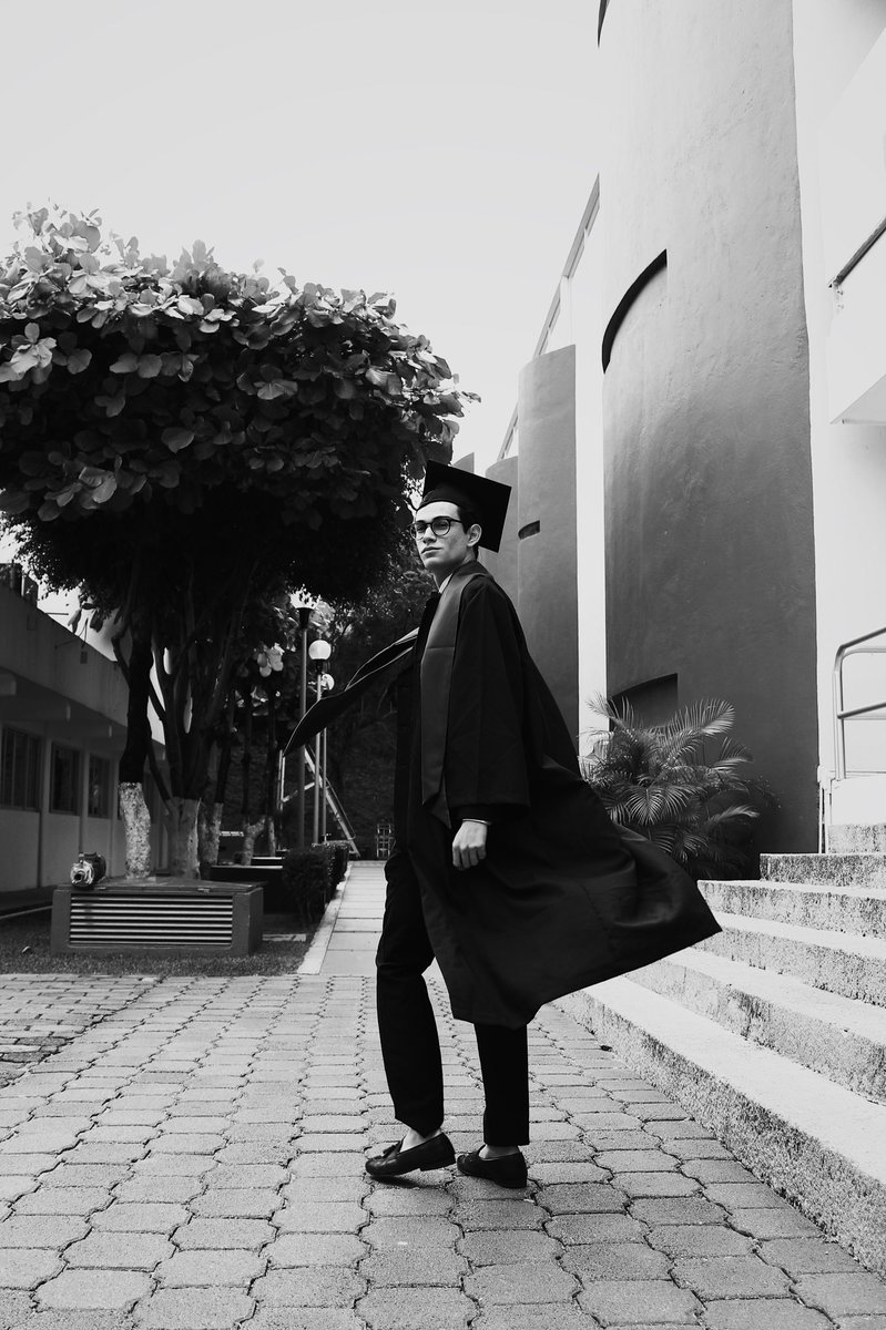 FaresOsorio's tweet image. A días de concluir lo que por años se cosechó 🎓 #PromShoot