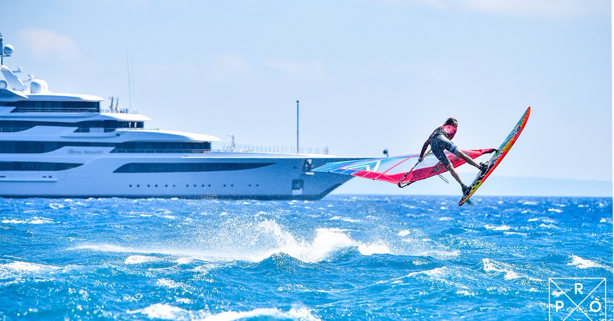 Flyingfish_sail's tweet photo. Happy Hump Day! @windsurfmag #windsurf #moneyshot #flyingfishgreece #windsurfinstructor #Gapyear https://t.co/C9edyc9BHL