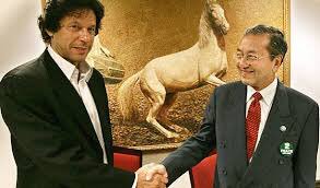 MusaNV18's tweet photo. Imran Khan has met Mahatir Mohamad couple of times years ago.
Today as Prime Minister, Imran Khan was the first world leader Mahatir received after getting re-elected 6 months ago in May 2018. 
🇵🇰🇲🇾
#PMIKinMalaysia https://t.co/lObbERAoD1
