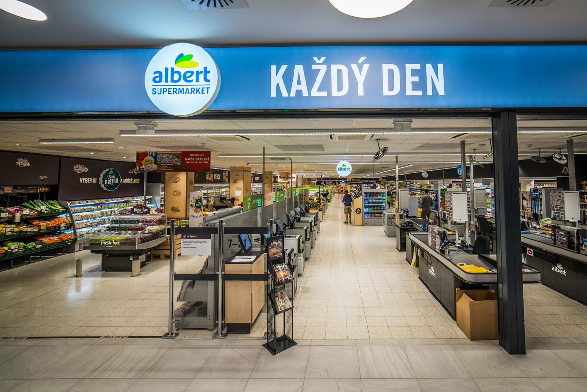 Všem jmenovcům přejeme k dnešnímu svátku plno radosti a spokojenosti 🥳🎉 Krásný den, milí Bertíkové 😘