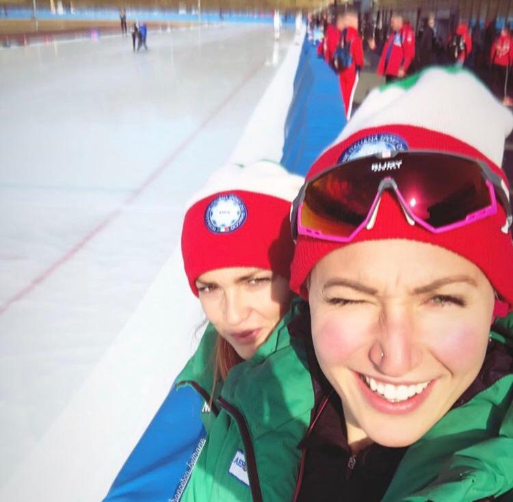 ItaliaTeam_it's tweet photo. Pattinatrici #ItaliaTeam ancora in Giappone! 💙

Dopo Obihiro nel fine settimana Francesca #Lollobrigida e Francesca #Bettrone in pista a Tomakomai! ⛸️🇯🇵

#WCSpeed #SpeedSkating @fisg_it https://t.co/ixr5y6lPXQ