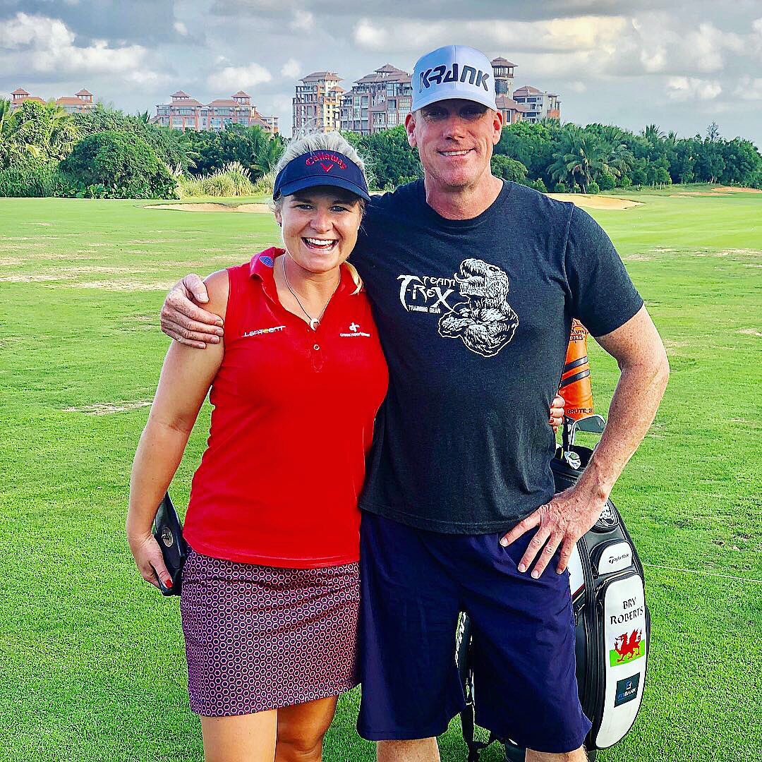 News from China! Congrats to <a href="/SandraCarlborg/">Sandra Carlborg</a> and <a href="/jeffgavingolf/">Jeff Gavin</a> on their win at the #IganzGlobal competition <a href="/missionhillscn/">Mission Hills China</a> 👏👏👏

📸 <a href="/long/">Jonathan Long</a>.drivers #longdrivers #winners