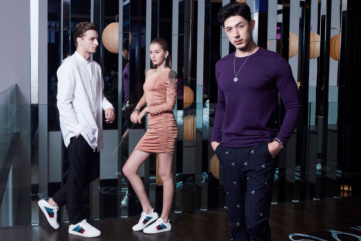 RoyalElastics's tweet photo. Our new A/W Collection has OFFICIALLY LAUNCHED! This season's theme is URBAN REVIVAL! The new collection takes inspiration from the beauty of Mother-Nature, in combination with the creative design of art decor! #newseason #autumnwintercollection #freshkicks #royalelastics https://t.co/UTt3fjvWAD