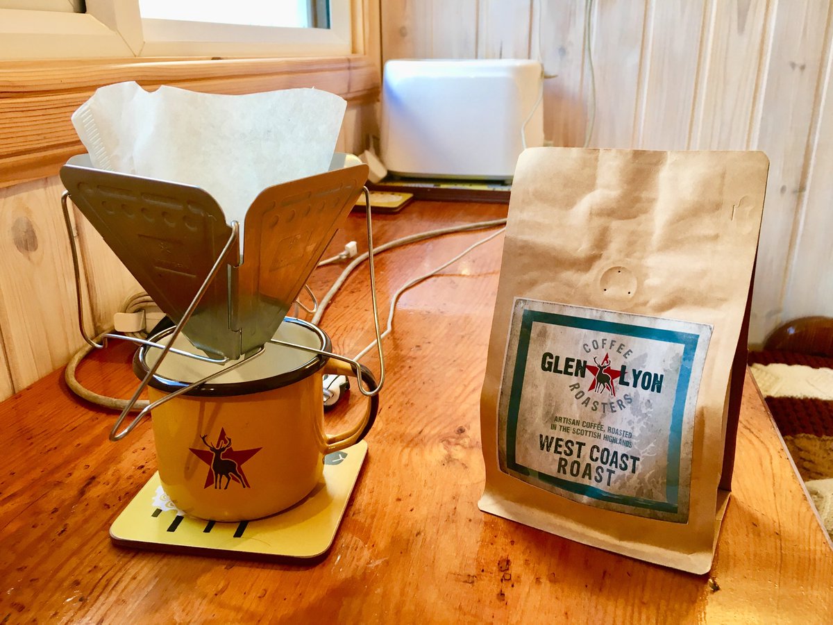 matthay44's tweet photo. What better place than #Westerross to give ⁦@glenlyoncoffee⁩’s #westcoast roast a try...stunning views to Skye and Harris over the Minch as I drink this brew 😌 https://t.co/pOe5HJCxeP