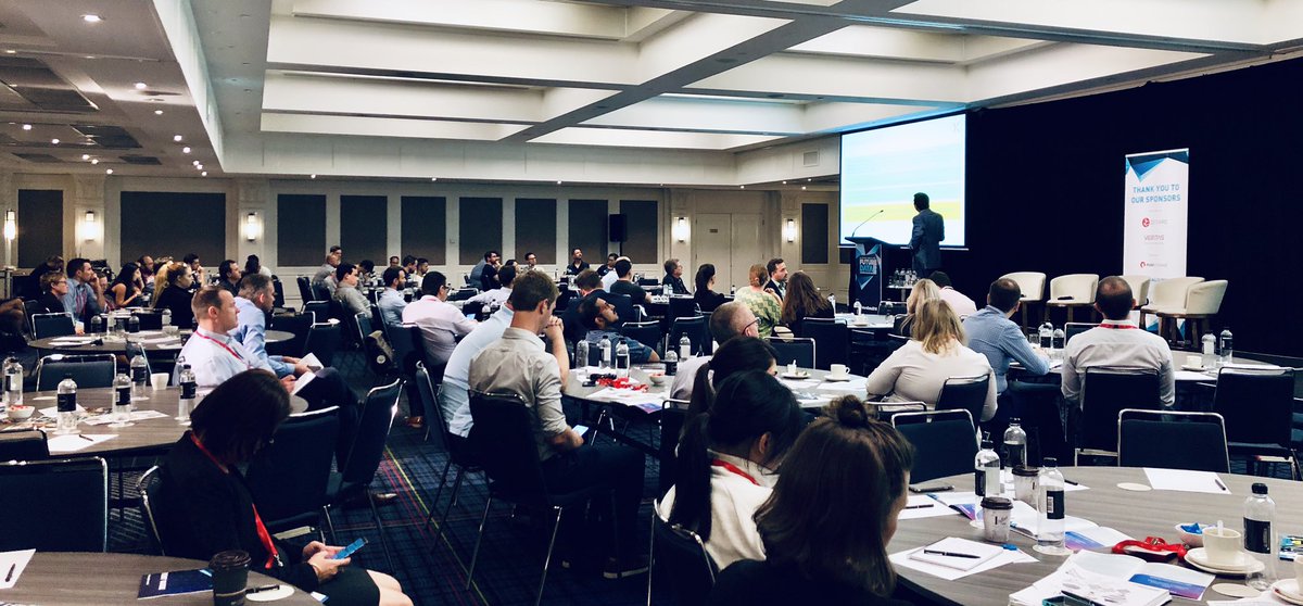 smbdig's tweet image. Dr Behrang Zadjabbari from @Findex gives a case study on a project developed to find ways to use #AI to identify cross-sale opportunities that benefit the client &amp;amp; the company. #FutureData2018