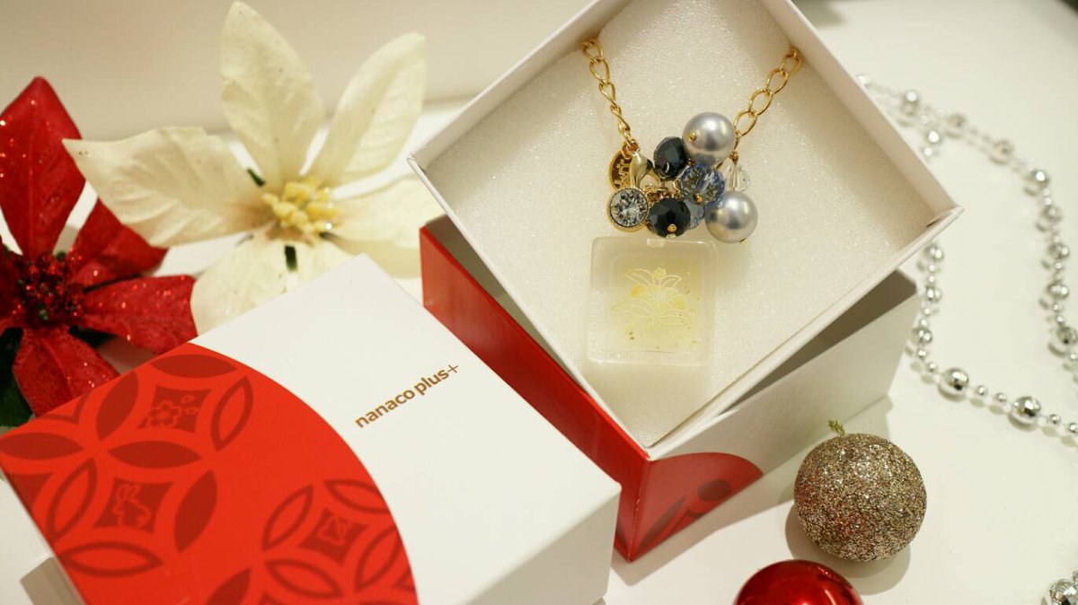 ナナコプラス 本物の飴のアクセサリー Sur Twitter 大丸札幌店 本日は幸せをよぶ金花茶あめのバッグチャームをご紹介します 幻の黄色い椿といわれる金花茶は 長寿と財をもたらす幸福の花木 として伝承されています 金箔専門店 今井金箔さんとのコラボ