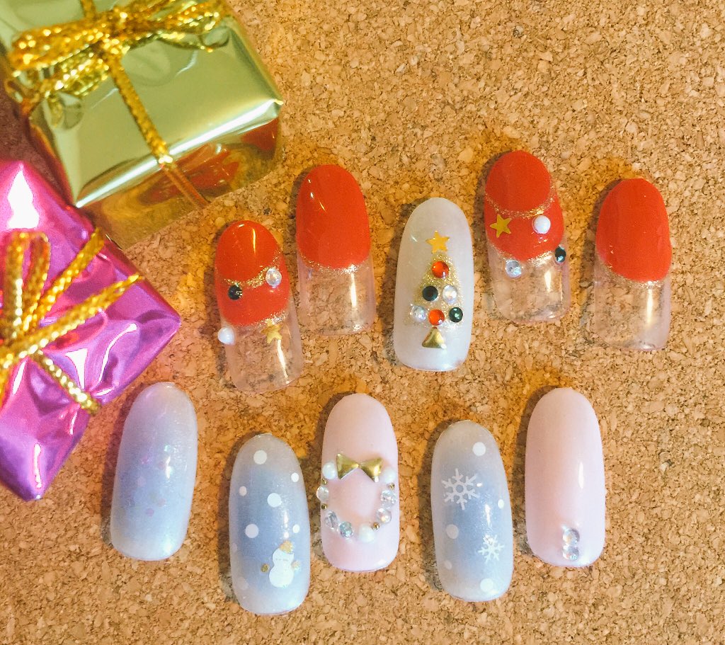 yu_chungb's tweet photo. ✨🎄X’mas design 4,500yen🎄✨

#ネイル #クリスマスネイル #子連れ歓迎サロン #ママネイル #飯山満 #薬園台 #プライベートサロン #千葉 #船橋 https://t.co/BHs8t6n7kL