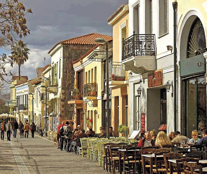 Greece_Athens's tweet photo. Thisio region under Acropolis in #Athens #Greece_Athens #Greece https://t.co/lpHNlcSmHJ https://t.co/3DZz1oBgAt