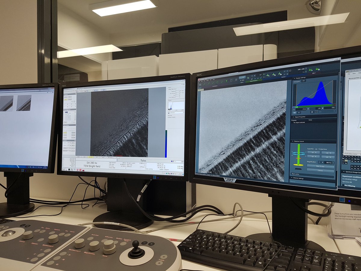 Daly_Planet's tweet photo. Having fun looking at #spaceweathering features from the asteroid #Itokawa in the @JDLCentre #TEM ready for my invited talk at the @sserviaustralia workshop next week #SSERVI18 #lastminutedatacollection https://t.co/osty2JUdC6