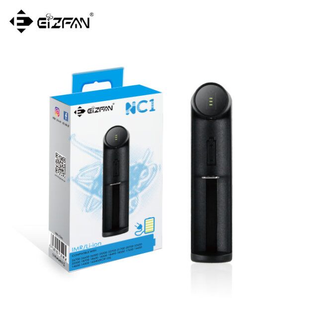 AlisaEFAN's tweet photo. π₯Efan newest/lightest NC1 1 slot USB battery charger, 0.6A charging current, fit for 18650/20700/21700/26650 ... all rechargeable cylindrical li-ion battery, small and portable, with the most cost-effective price.π₯
#efancharger #efantech #vape #vapor #vaping #smoke #ecig #USB https://t.co/aNIjXFMv2v
