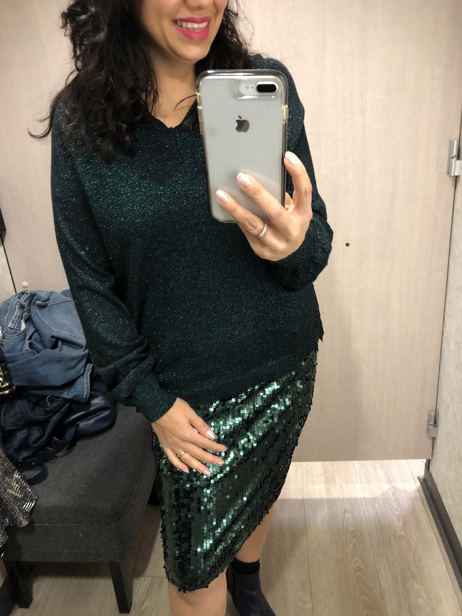*PARTY OUTFITS* 🎉🥂🍷🍹 And I’m still in the @tescofood changing rooms with this gorgeous jumper (£12) and green sequin skirt (£25) from @fandfclothing 💚💚💚 #tescos #fandfclothing #partyoutfits #frugalfashion #personalstylist #personalshopper