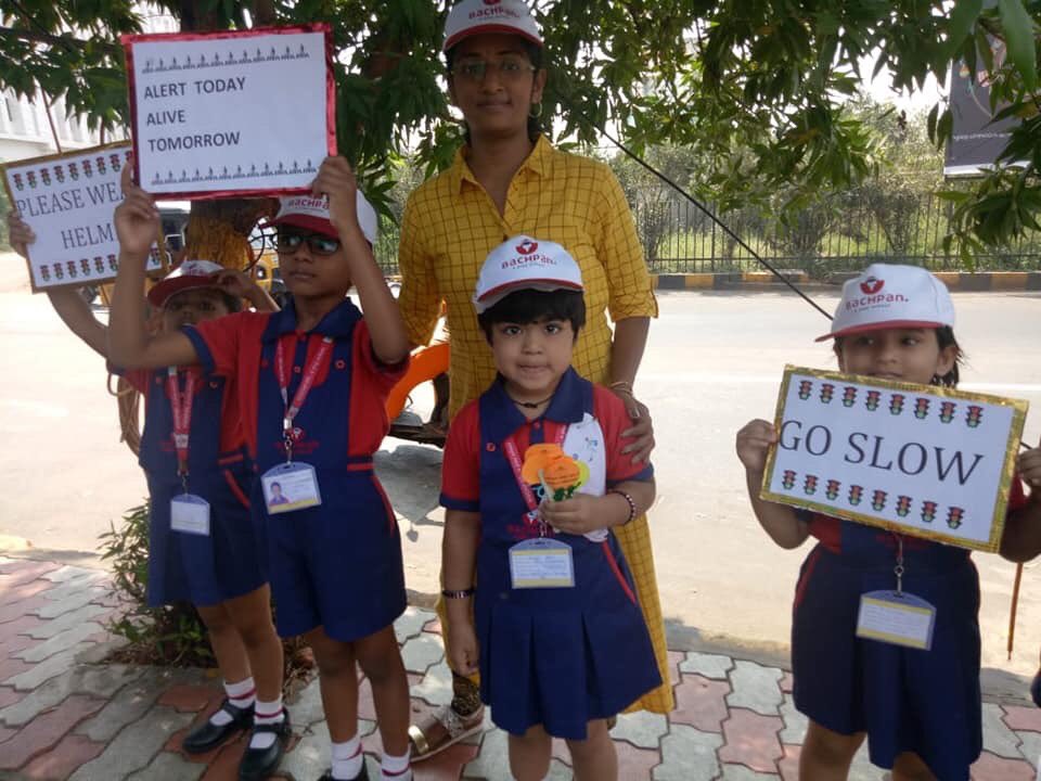 KonnectKid's tweet photo. Teaching kids road safety is a very crucial part of raising the young ones
Bachpan a Play School Muralinagar Visakhapatnam teaching road safety to toddlers and preschoolers 
KidKonnect Appeal Qualiserveis proud to be associated with you.

#Kidkonnect #schoolmanagement #Preschool https://t.co/EIVIbjmJpo