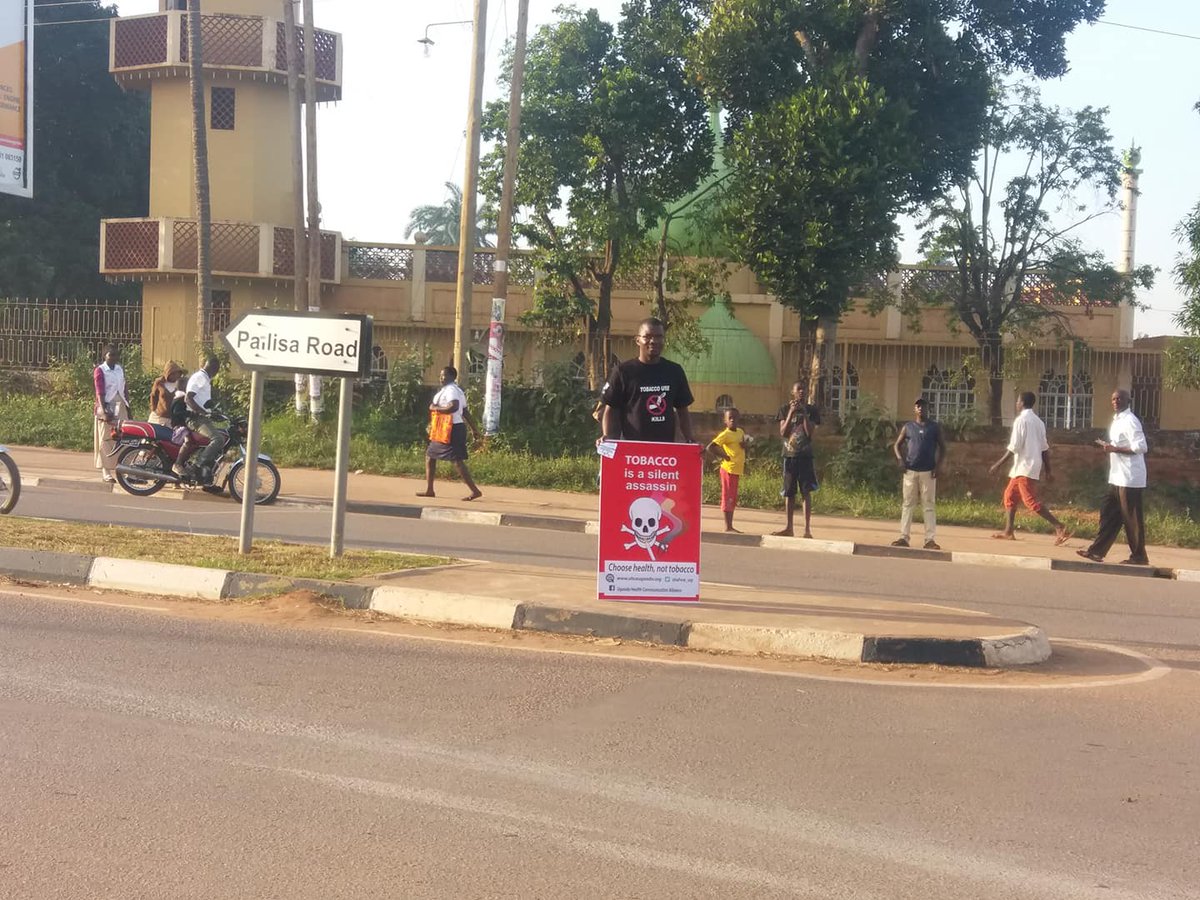 uhca_ug's tweet photo. #MourningMorning #Tobaccodeaths. The Tobacco Control Act 2015 is here to help us. Tobacco use kills💀⚰️more than 7 million people annually☠️. @uhca_ug mandate is to work with all stakeholders towards @BagumaRT @CTC_AFRICA @lynderlinda @AfricaNoTobacco @SophieGombya https://t.co/obhNZtAoTL