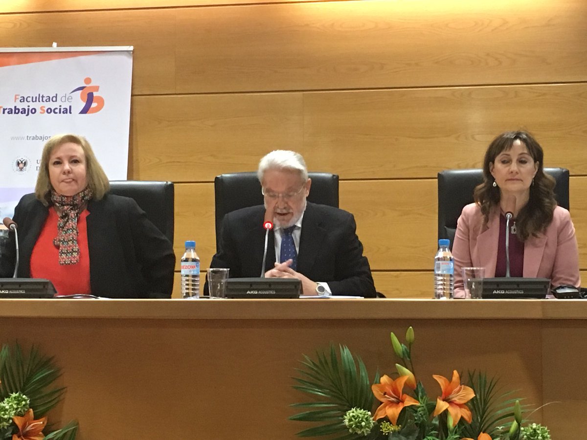 III Jornada #EmprendimientoSocialUGR de <a href="/FTS_UGR/">FTS UGR</a> un nueva contribución con <a href="/UGRemprendedora/">UGR emprendedora</a> y <a href="/UGR_ConsejoSoc/">Consejo Social UGR</a> para profesionales y estudiantes p/vertiente social de #emprendimiento