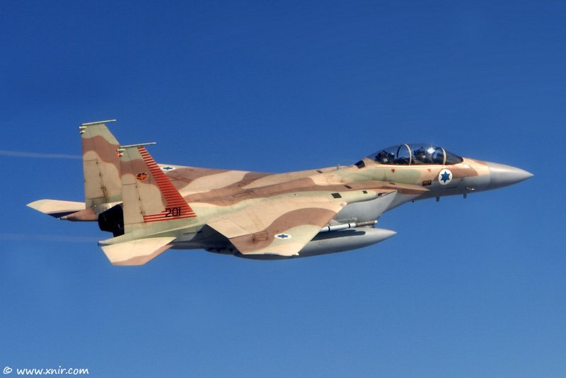 اسرائيل تقرر شراء مقاتلات F-15IA جديده بالاضافه الى استمرار شراء المزيد من مقاتلات F-35 Dsh1X1uWwAA8dbT