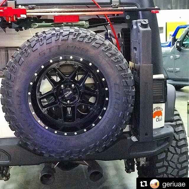 outqore's tweet photo. #Repost @geriuae
・・・
Rugged 🖤
Customized to your needs by @jeepers_club_official_
Grab your GERI™️ cans by @expedition_one
@outqore
⛽️ .
.
#outqore #expeditionone #explore #adventure #camping #mydubai #uae #outdoors #jeep #wrangler #offroad #jerrycan https://t.co/5V0u7wONQr