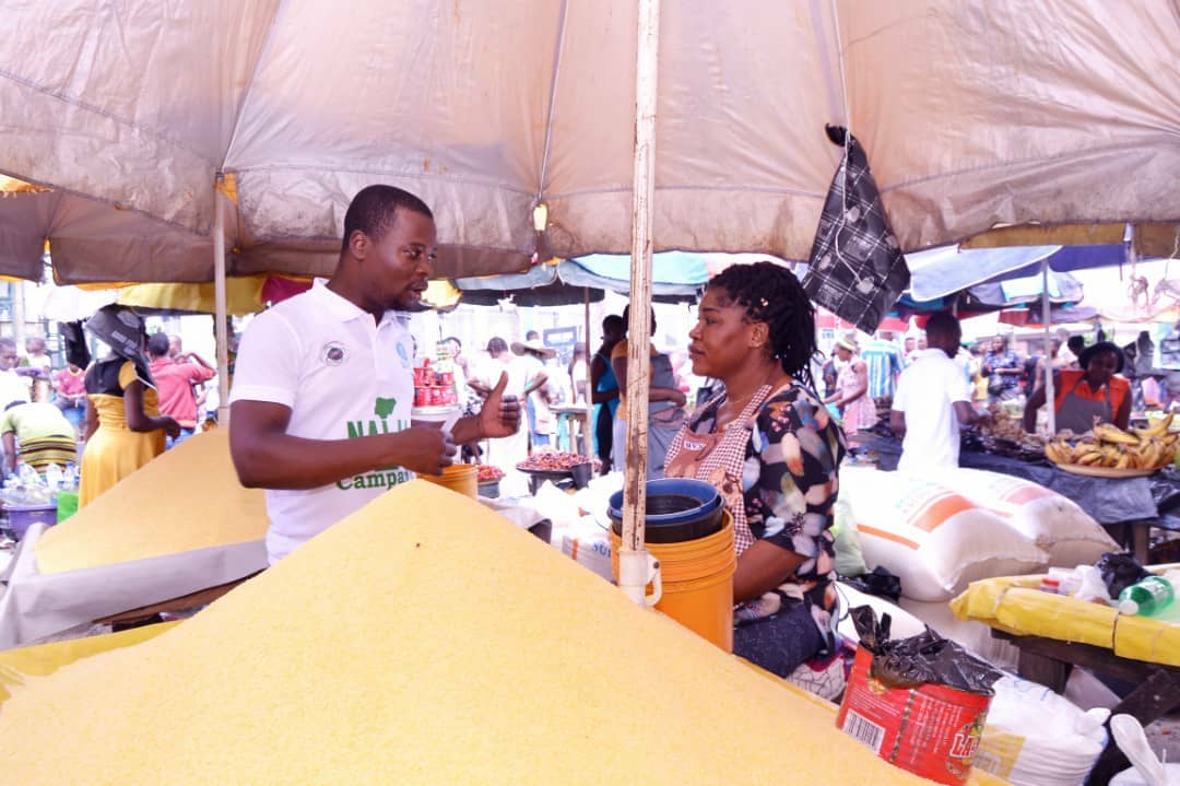 From stall to stall...vendor to vendor!
#NaijaVotes #NaijaVotesCampaign. 
<a href="/YaliAbuja/">YALI Network Abuja</a> <a href="/YALINetwork/">YALI Network</a> <a href="/USEmbassyAbuja/">Public Affairs</a>