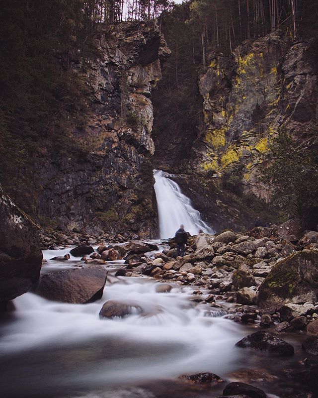 Panguizzo's tweet photo. La forza prorompente del tempo.
•
•
@visitsouthtyrol #southtyrol
@sandintaufers_campotures #dolomites #valleaurina #MasterPhotoTour #MTP2018 #campotures
#südtirol #suedtirol
#volgobolzano #trentino #altoadige
#igerstrentino #ig_trentinoaltoadige #ya… https://t.co/9RXn6P5hLn https://t.co/E3zGSCpoNV