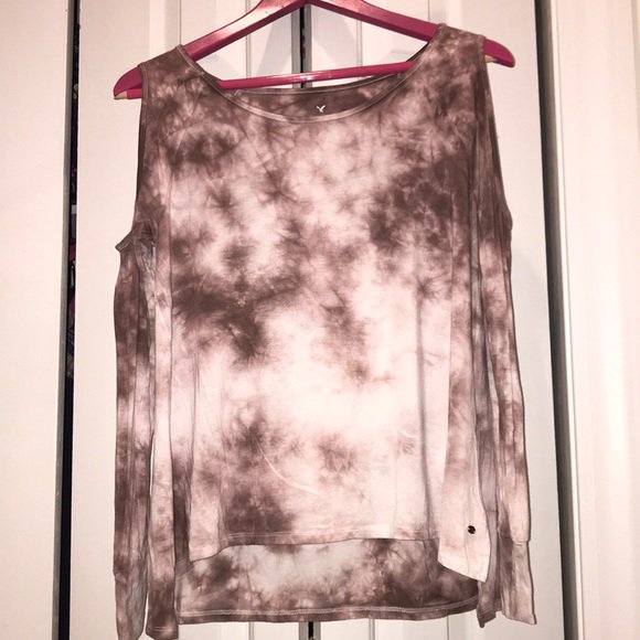 So good I had to share! Check out all the items I'm loving on @Poshmarkapp #poshmark #fashion #style<a href="/tag/fashion"class="tags"><span>#fashion</span></a><a href="/tag/shopmycloset"class="tags"><span>#shopmycloset</span></a><a href="/tag/style"class="tags"><span>#style</span></a><a href="/tag/levis"class="tags"><span>#levis</span></a><a href="/tag/americaneagleoutfitters"class="tags"><span>#americaneagleoutfitters</span></a>