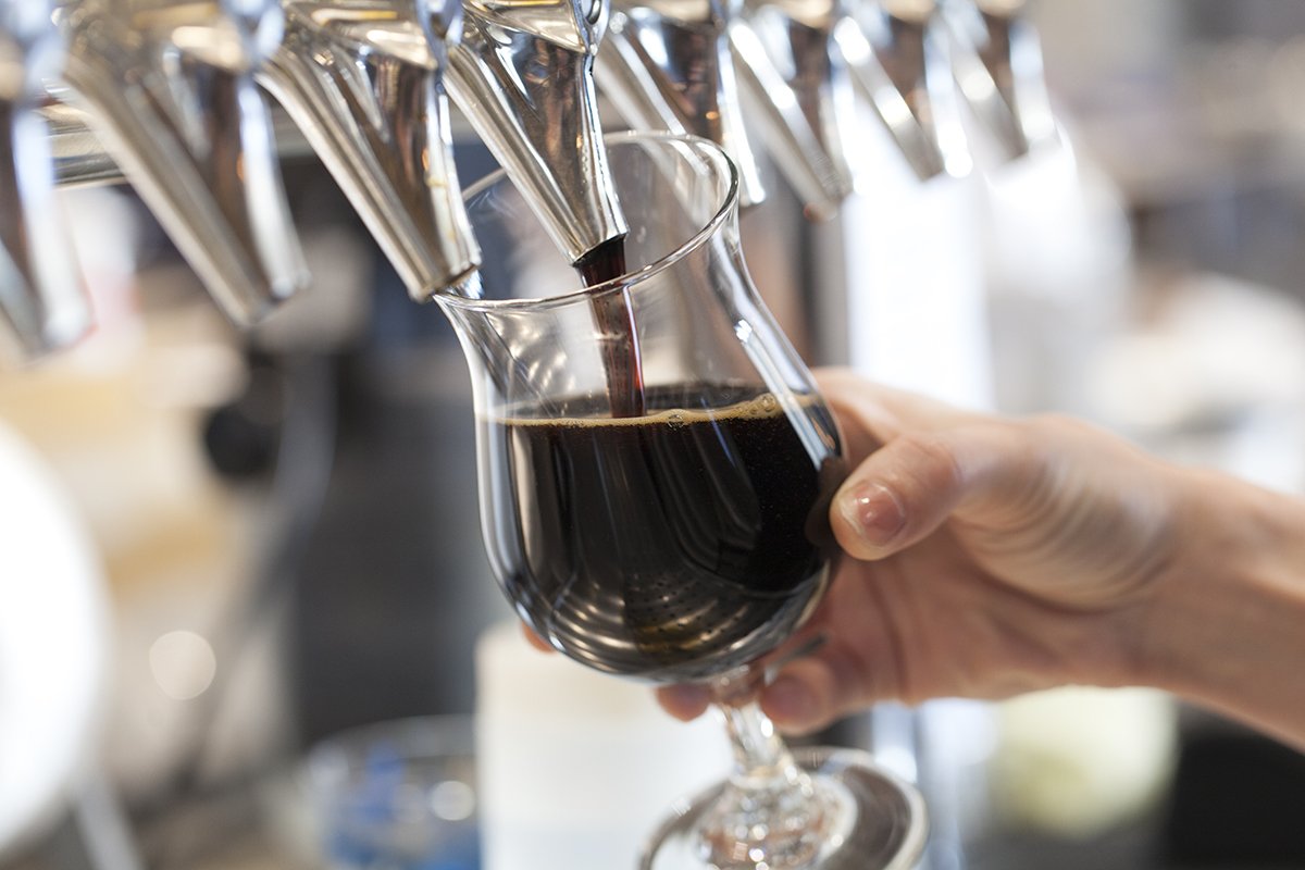 We're just about 48 hours away from our #GooseBlackFriday celebration. Check out details on bottle sales and what'll be on draft at #SMWestmont and #SMNaperville starting bright and early at 8am in The CUBE Friday morning: standardmarket.com/events/black-f…