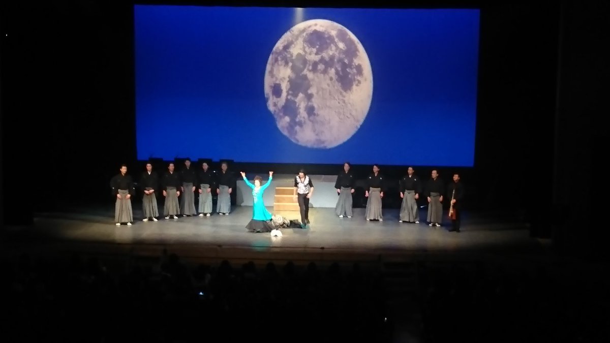 NagamineYasuko's tweet photo. 昨日は大井町きゅりあんにお越しいただき、ありがとうございました。

たくさんの方々に観ていただけて、嬉しかったです。

またお会いしましょう。 https://t.co/wWZFlLUdj0
