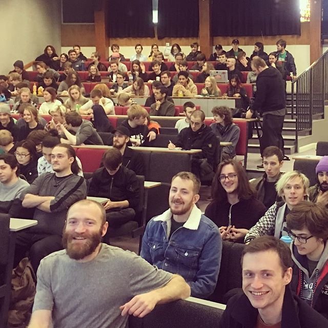 Falmouthgames's tweet photo. Guest lecture audience for Neil McFarland @falmouthuni hello Games Academy #gameslecture #fullhouse https://t.co/b0HtOH4Apw