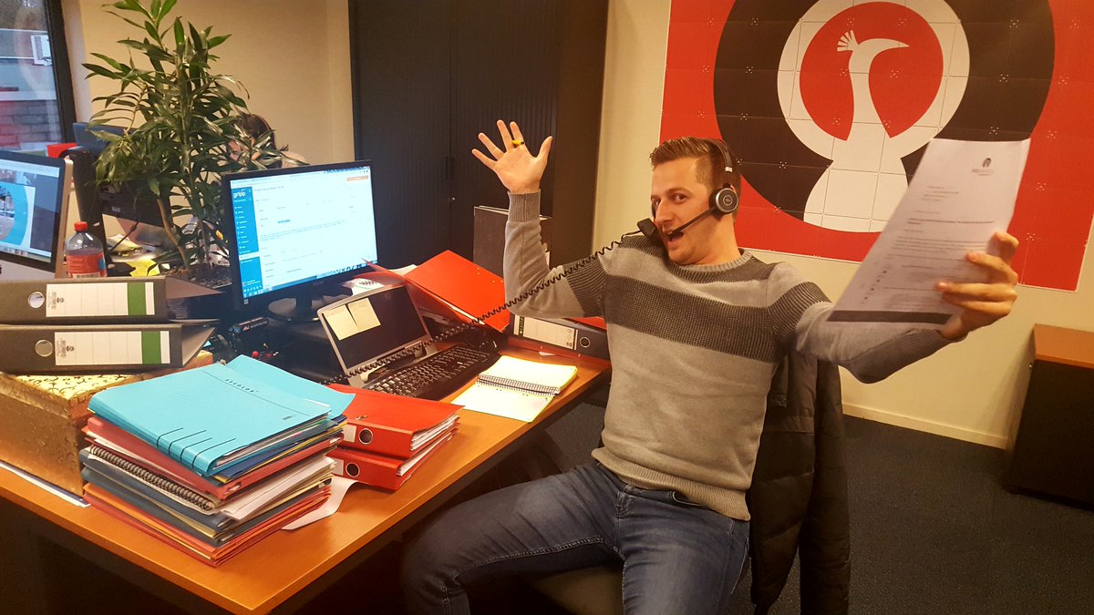 Help wanted! Onze ploeterende stagiair Rob zoekt nog een aantal marketeers (van MKB-bedrijven) die zijn survey willen invullen. Klik hier en Rob is je eeuwig dankbaar ;-)
nl.surveymonkey.com/r/WVXFYL2