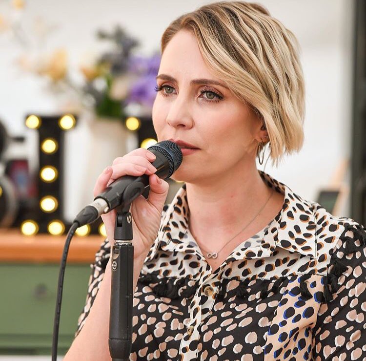 _CRCentral's tweet photo. Here is some official images (📸 by @Carsten_WNDHRST) from yesterday’s @_ClaireRichards bake off takeover at @BigLondonBake.

Keep your eyes peeled here to find out how you could join Claire in January at the next bake off.

#MyWildestDreams #OnMyOwn #EndBeforeWeStart https://t.co/tIPPZVUcVp