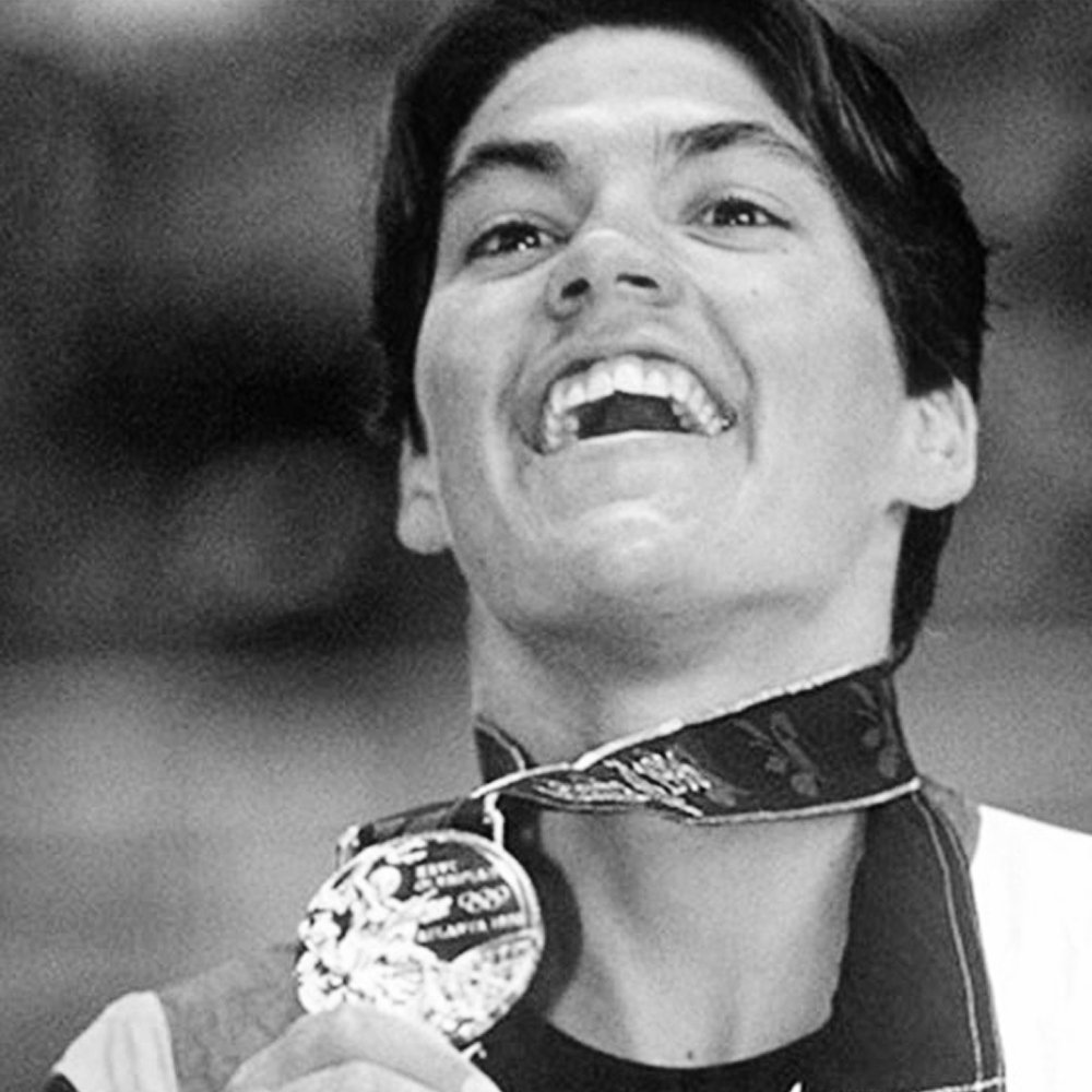 BMTSport_sa's tweet photo. Penny Heyns, become the only woman to win both the 100 &amp; 200 meter breaststroke events at the 1996 Olympics. She won bronze in Sydney 2000 and broke 14 individual world records.
-
#sports #sportstars #legendsofsport #inspiration #motivation #proudlysouthafrican #sportsmotivation https://t.co/AEySCJ5VSg