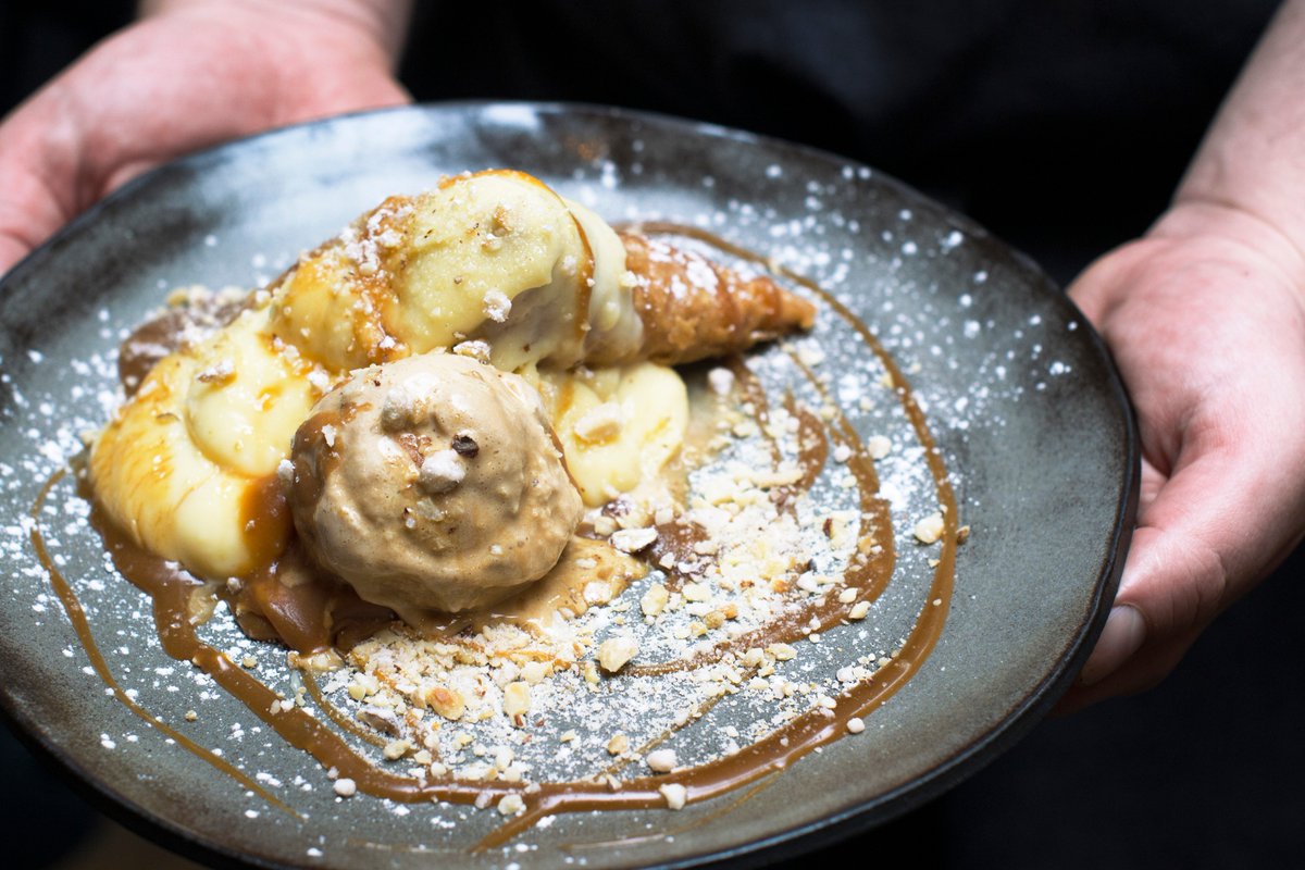 If you haven't heard about this traditional treat from #Thessaloniki before, you can't imagine the FEELING. ✨😍 It is called #Trigono Panoramatos and we are serving it in ERGON Agora as a #dessert, made with a little twist. Definitely, a MUST-TRY! 👌🏼