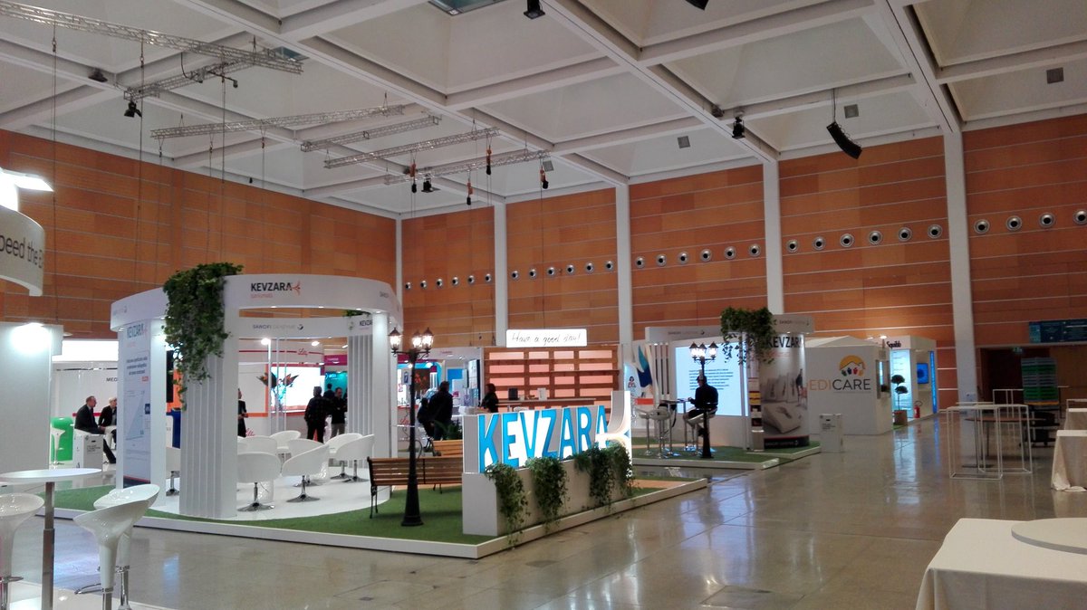 CongressoSir's tweet photo. L'area espositiva apre tra 20 minuti, è tutto pronto al #SIR18 https://t.co/AVU5fKCGI3
