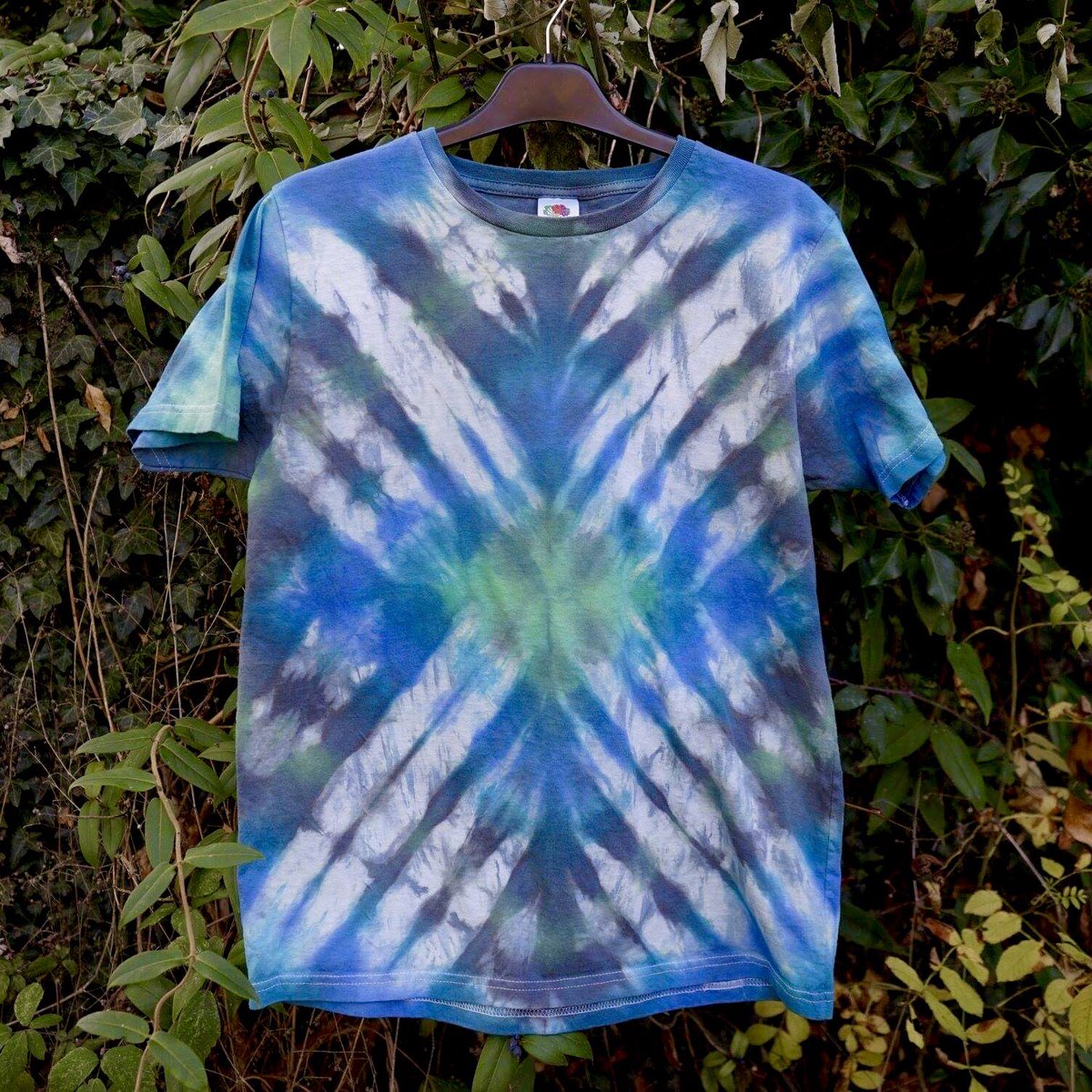 MazeThreads's tweet photo. From now until the 26th of November we’ve got 20% off t-shirts in our @EtsyUK store! Go take a look, and watch out for bandannas coming real soon! https://t.co/kdjb2EicGg… 🖖  #CyberWeek #smallbusines #hertfordshire #etsycyberweek #etsyshop #clothing https://t.co/XVKqyd00Z5