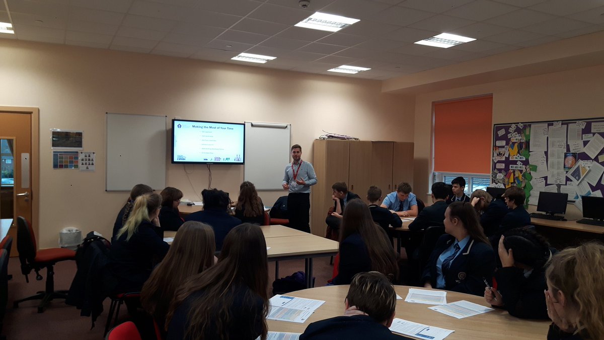 @PrioryWitham Yr11 are participating in an Outreach Session with @BGULincoln this morning in preparation for their Taster Day #HigherEducation #buildingafuture #raisingparticipation