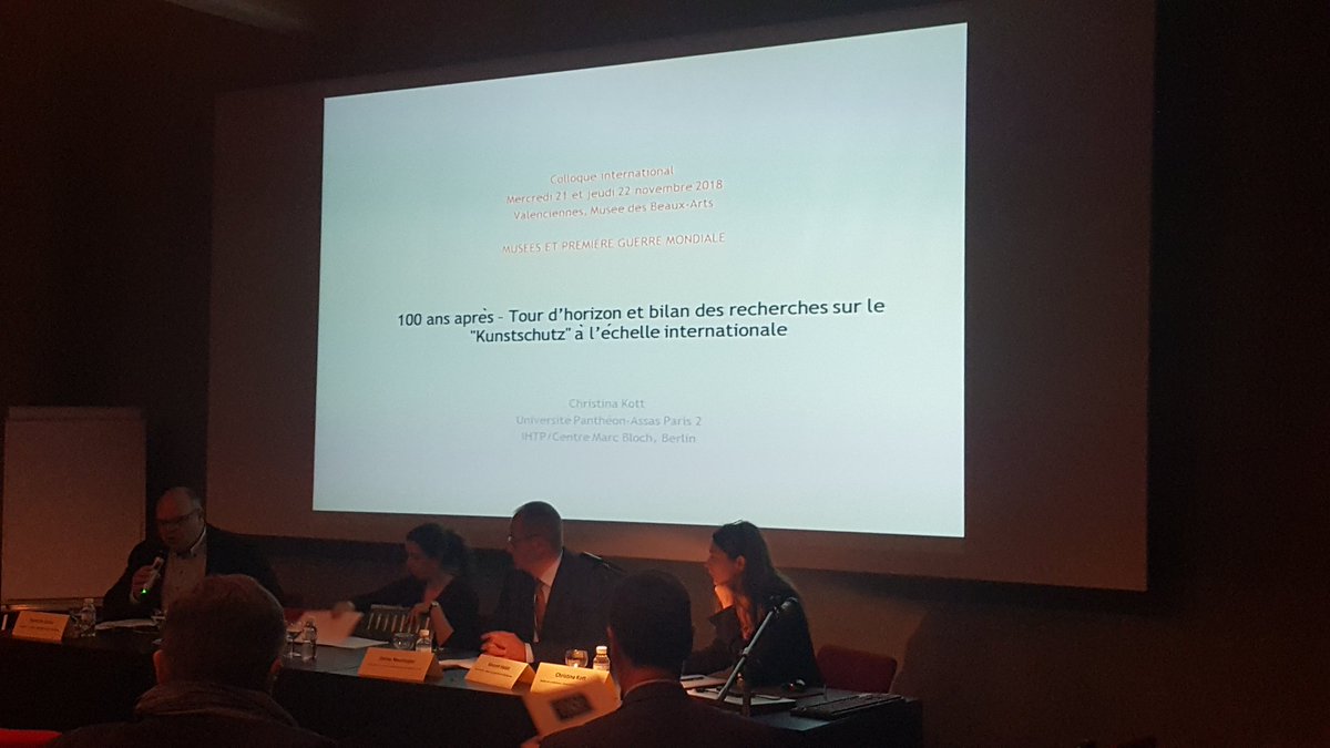 1ere journée du colloque "Musées et Première Guerre mondiale" dans le cadre de "Guerres et Paix" au musées des beaux-arts de Valenciennes. Programme : musenor.com/association/gu… #hdf #musée #centenaire