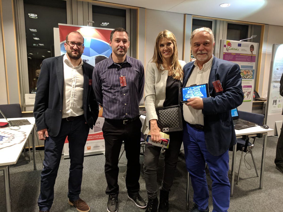 The FocusLocus team with Eva Kaili, Greek Member of the European  Parliament. Thank you Eva for offering FocusLocus such a great  opportunity! <a href="/EvaKaili/">Eva Kaili 🇬🇷🇮🇹</a> <a href="/FocusLocusADHD/">Focus Locus</a> #H2020 #EU #research #seriousgaming