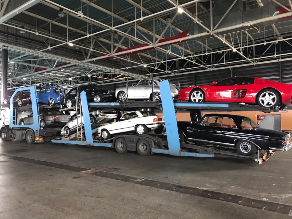 MetzExpoEvent's tweet photo. #AutoMotoClassicMetz L'installation commence, ça vous dit de voir les coulisses ? https://t.co/gJL3vUfHdH