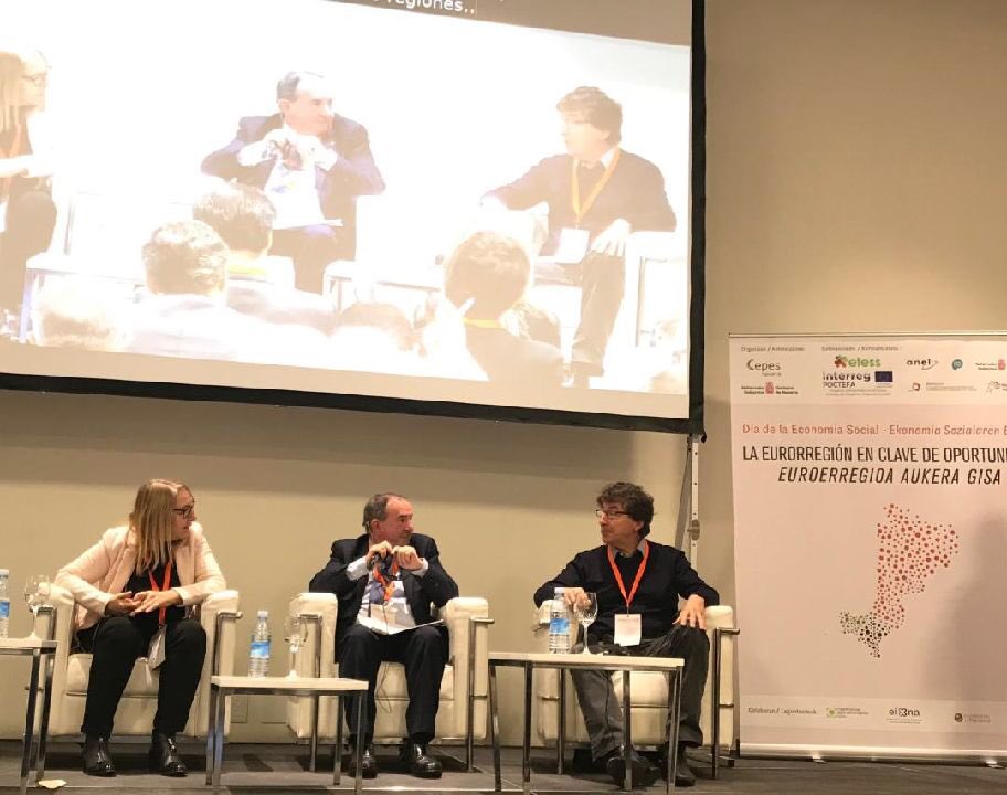 elus_PS_NA's tweet photo. Journée #ESS de l’#euroregion
@duforestel 👉🏻 « A partir de l’expérience #ETESS nous allons construire des coopérations transfrontalières pr l’emploi et développement économique de nos territoires » cc @al_rousset @CRESS_NvlleAqui @ScopNouvelle_Aq https://t.co/zonGdwOTbf