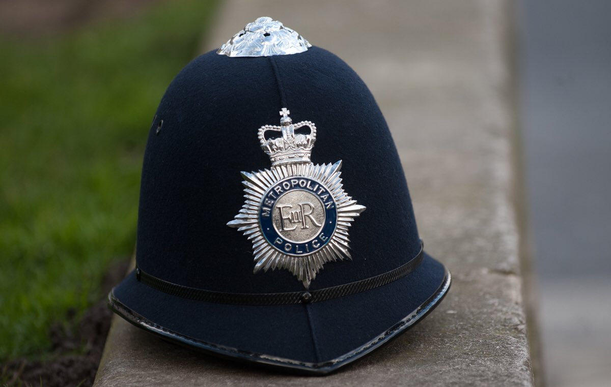 MPFed's tweet photo. Detectives investigating an assault on two #police officers in Merton have arrested a second man. A 20-year-old man [B], was arrested on suspicion of causing grievous bodily harm on Tuesday, 20 November. https://t.co/a7mNCJg2c9 https://t.co/xV0B7AH9T7