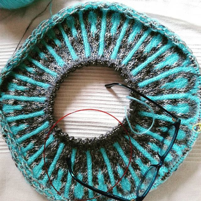 todocreativa's tweet photo. Continuing with the knitting pattern! ❤
Continuer avec le modèle de tricot
#CaitlinHunter #sunsethighway #merino #circularknitting #circularneedles #wool #knittingforinstagram #knittingwithcircularneedles #madeinthebasquecountry #todocreativa #lanas… https://t.co/Dy6xFn6nEr https://t.co/5y35EP9UMi