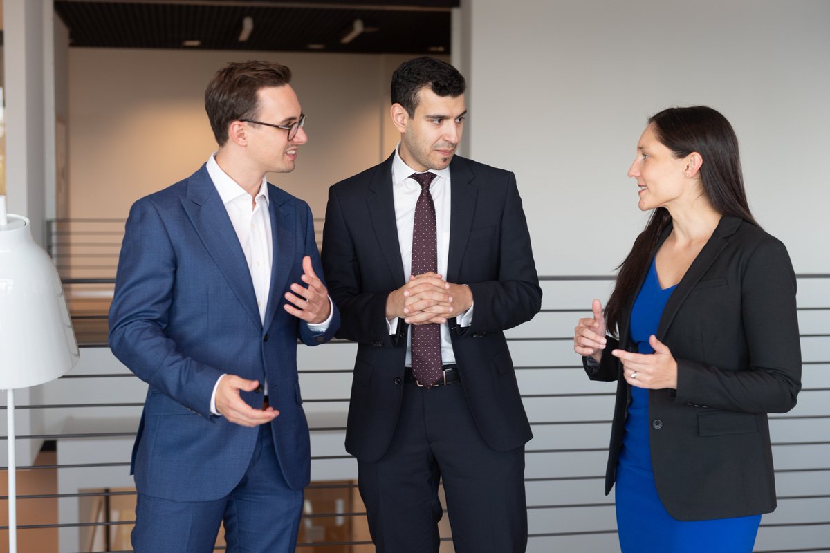 galia_alessi's tweet photo. #fsihm at @FrankfurtSchool. The first module in Frankfurt includes: team building activities, team work principles, individual ethics, intercultural communication, conflict management and shared responsibility. Learn more about the programme: https://t.co/hkhvkabpum https://t.co/Hw2QNyEN21