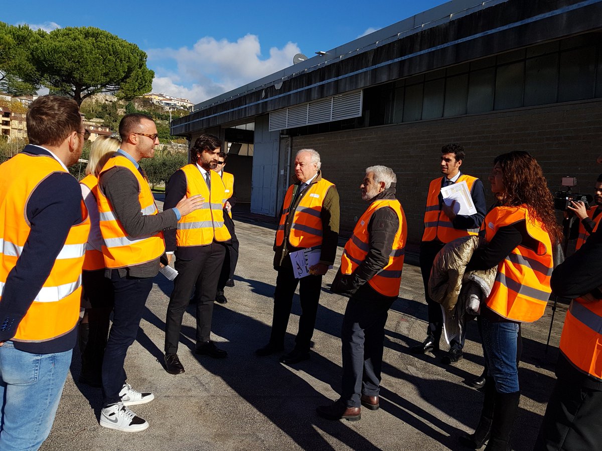 Gruppo Sama, azienda familiare che si occupa dei processi relativi al ciclo di rifiuto di carta, dal suo ritiro nelle aziende che ne fanno richiesta fino al reinserimento nel mercato secondo un processo di #circulareconomy. #settimanadellaculturaimpresa #culturaimpresa