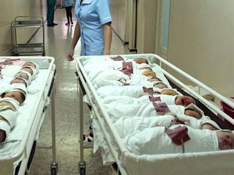 AliKarimli's tweet photo. Təkcə insanı sarsıdan bu məlumat (statistika yazmağa әlim gәlmir) xalqımızın elliklə mübarizə qərarı verməsi üçün yetərli olmalıdır. Son 10 ildə 18 min nəfərə qədər körpə 1 yaşına çatmadan ölüb... https://t.co/I7vPRFJIUD