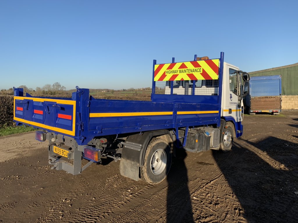 BaldwinConstruc's tweet image. Our 7.5t insulated tipper fresh out of our #paint shop after #shot #blasting and #respray, looking smart and ready to get back to work.                  If your #lorry is letting down your companies appearance get in touch and let us make it look like new once again. 01666 824832