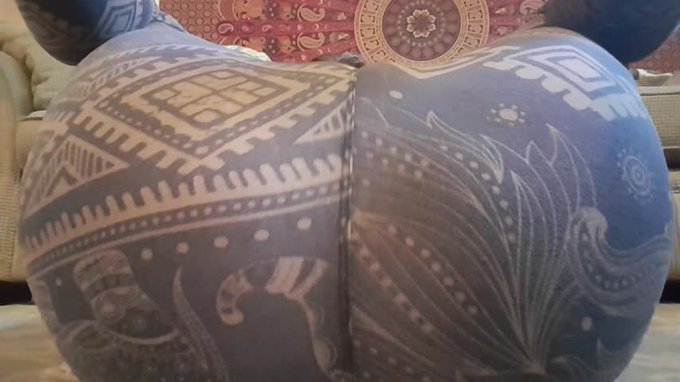 Another vid sold! Squishy thick booty farting https://t.co/hnFdFUJ6yu #MVSales #MVBoys #ManyVids https://t<a href="/tag/manyvids"class="tags"><span>&#35;manyvids</span></a><a href="/tag/mvsales"class="tags"><span>&#35;mvsales</span></a><a href="/tag/mvboys"class="tags"><span>&#35;mvboys</span></a>