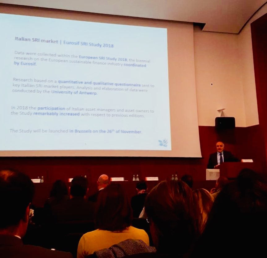 #SettimanaSRI #SRI in #Europe: “Abbiamo assistito negli ultimi anni a una piccola rivoluzione, un nuovo modo di fare finanza” <a href="/fbicciato1/">Francesco Bicciato</a> sui dati <a href="/Eurosif/">Eurosif</a> 2018 <a href="/ItaSIF/">Forum per la Finanza Sostenibile</a>